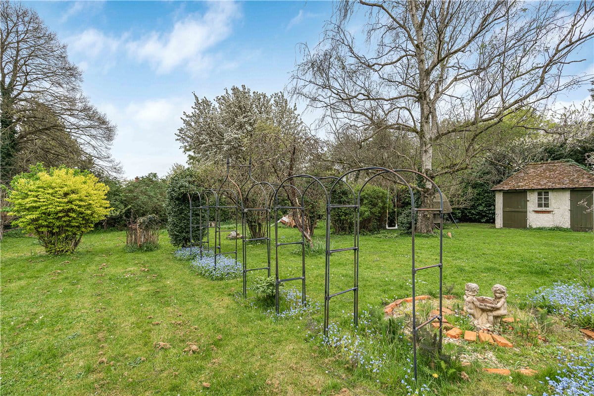 3 bedroom house, Bagley Wood Road, Kennington OX1 - Available