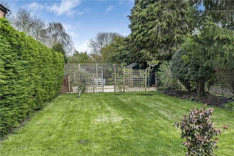 3 bedroom house, School Lane, Stadhampton OX44 - Available