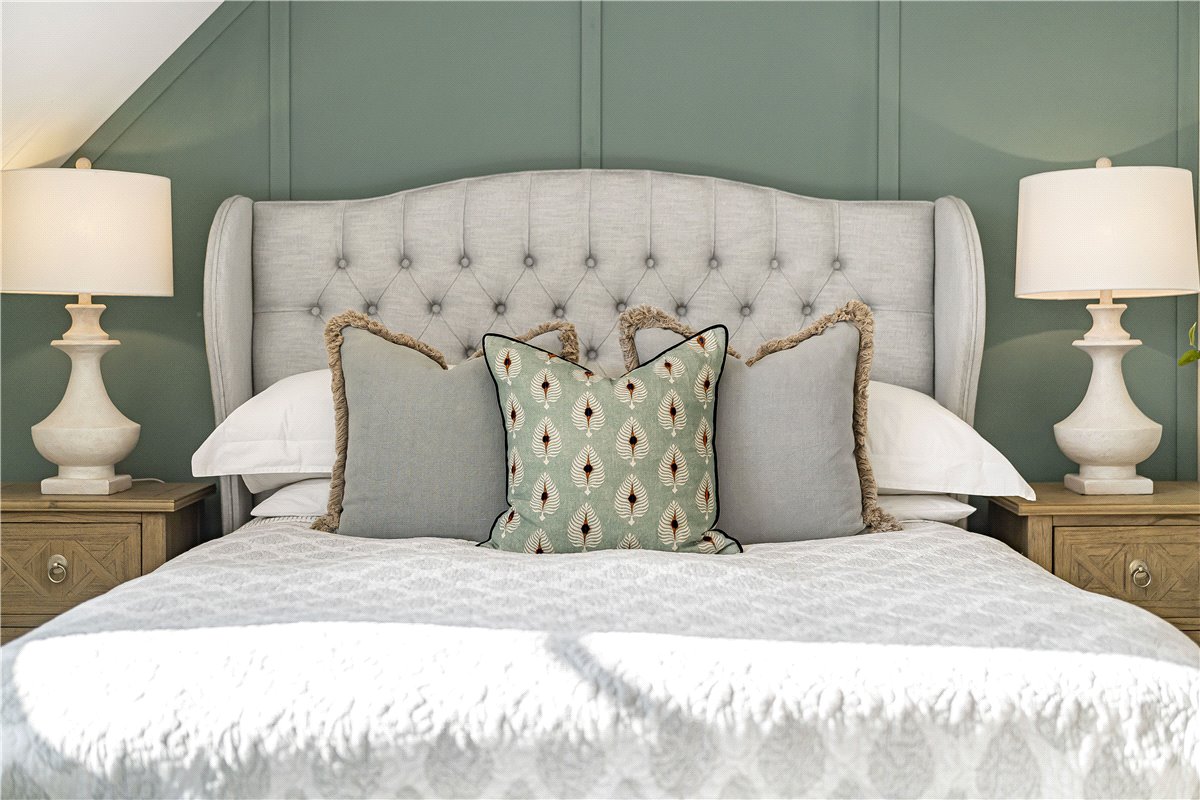 4 bedroom house, Shepherds Close, Weston-on-the-Green OX25 - Sold STC