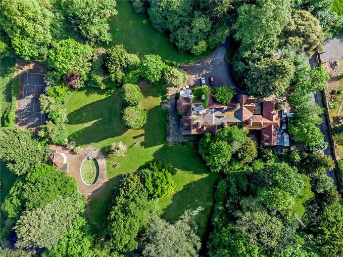 5.5 acres Country Estate, Priest Hill, Old Windsor SL4 - Available