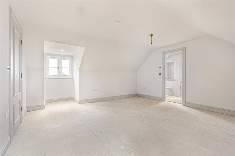 5 bedroom house, Lower End, Alvescot OX18 - Available