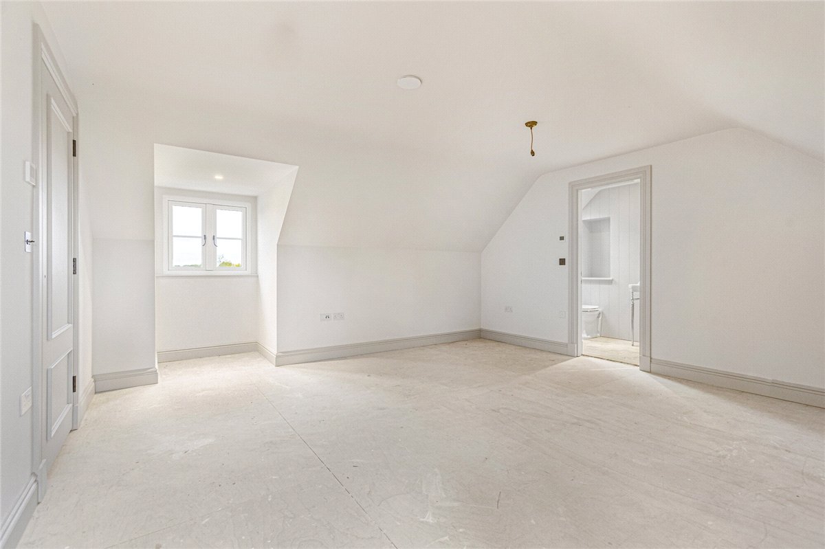 5 bedroom house, Lower End, Alvescot OX18 - Available