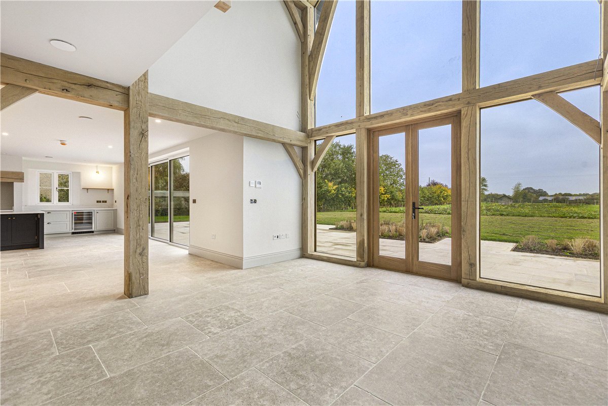 5 bedroom house, Lower End, Alvescot OX18 - Available