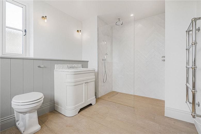 5 bedroom house, Lower End, Alvescot OX18 - Available