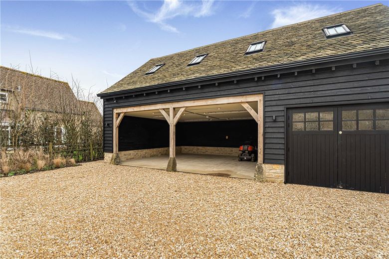 5 bedroom house, Lower End, Alvescot OX18 - Available