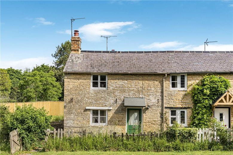 3 bedroom cottage, Barnard Gate, Witney OX29 - Sold