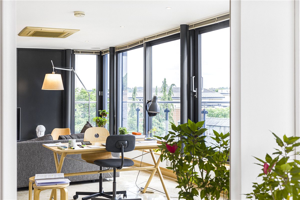 4 bedroom flat, St. Thomas Street, Oxford OX1 - Sold