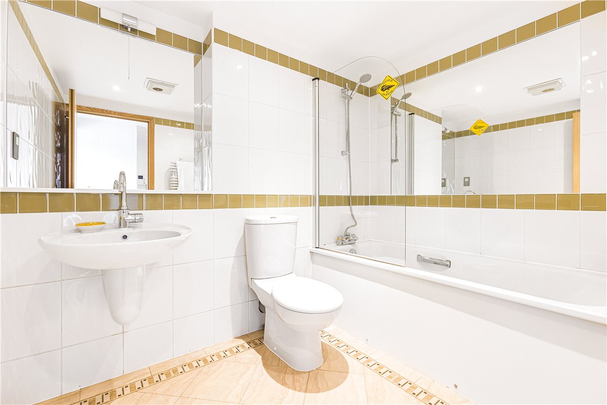 4 bedroom flat, St. Thomas Street, Oxford OX1 - Sold