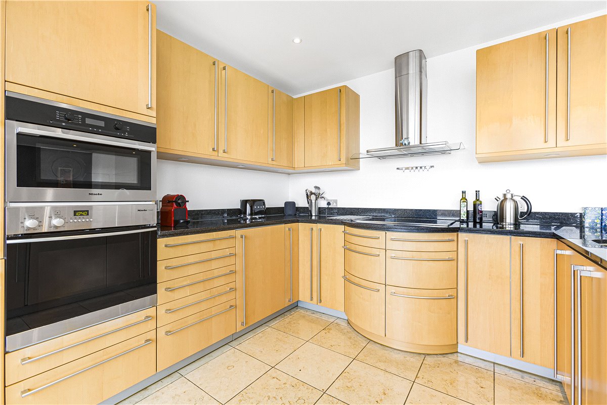 4 bedroom flat, St. Thomas Street, Oxford OX1 - Sold