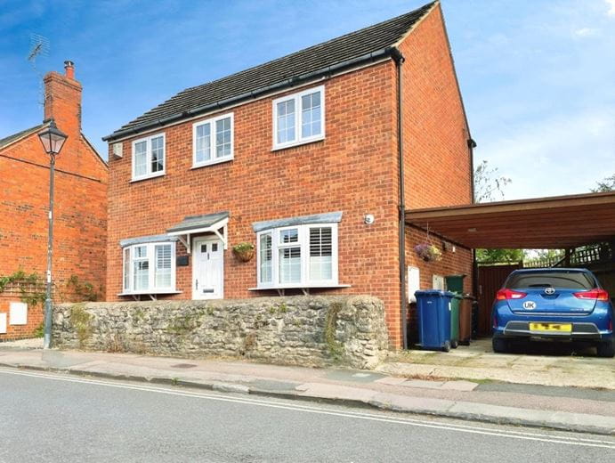 3 bedroom house, Godstow Road, Wolvercote OX2 - Available