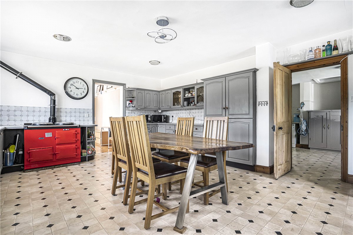 4 bedroom house, Norman Avenue, Abingdon OX14 - Sold