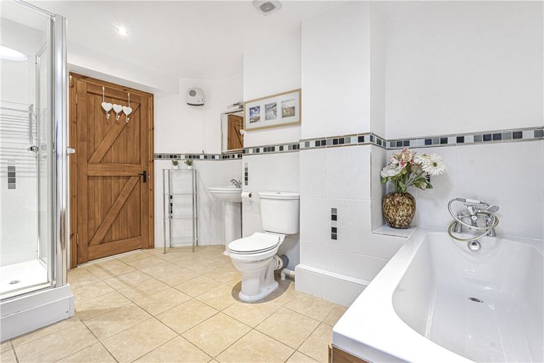 4 bedroom house, Ingleby Paddocks, Enslow OX5 - Available