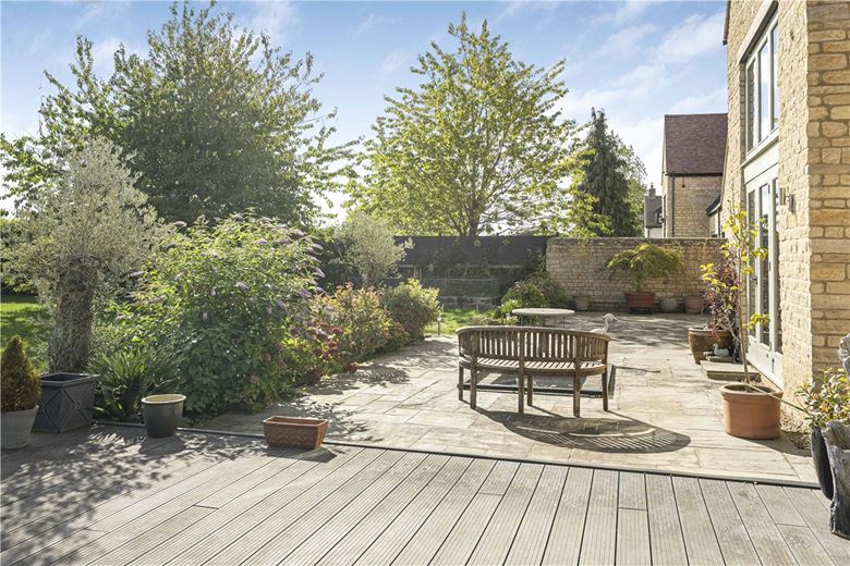 4 bedroom house, Ingleby Paddocks, Enslow OX5 - Available