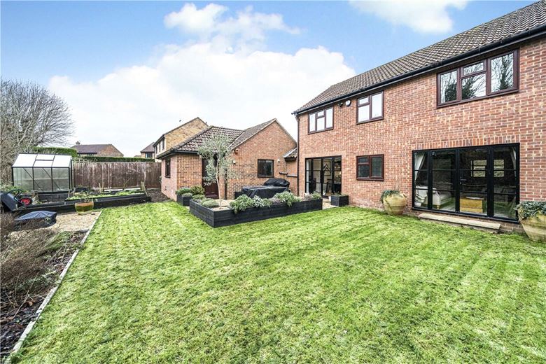 4 bedroom house, Gardiner Close, Abingdon OX14 - Available