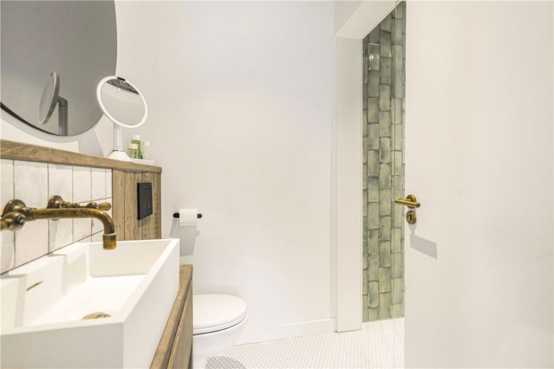 1 bedroom flat, Victoria Road, Oxford OX2 - Sold