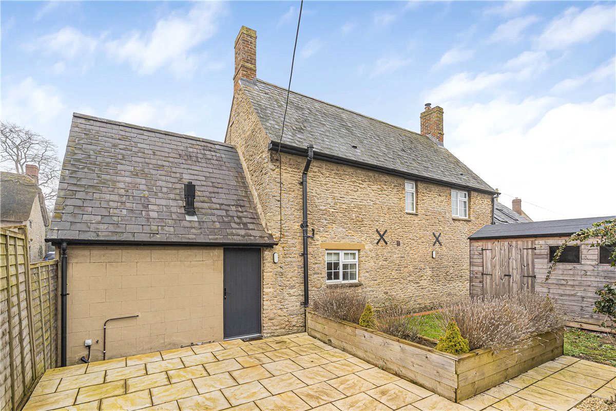 3 bedroom cottage, Church Lane, Charlton on Otmoor OX5 - Sold