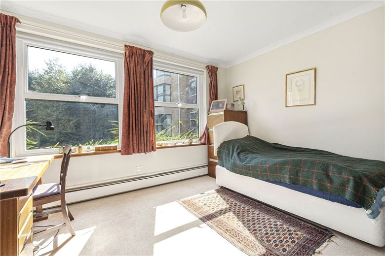 3 bedroom flat, Banbury Road, Oxford OX2 - Sold