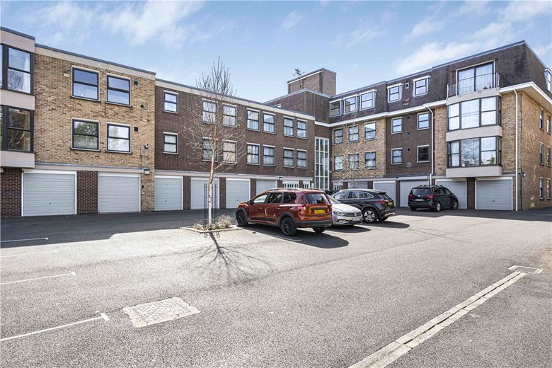 3 bedroom flat, Banbury Road, Oxford OX2 - Sold