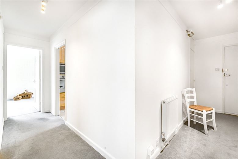 2 bedroom flat, Cunliffe Close, Oxford OX2 - Available