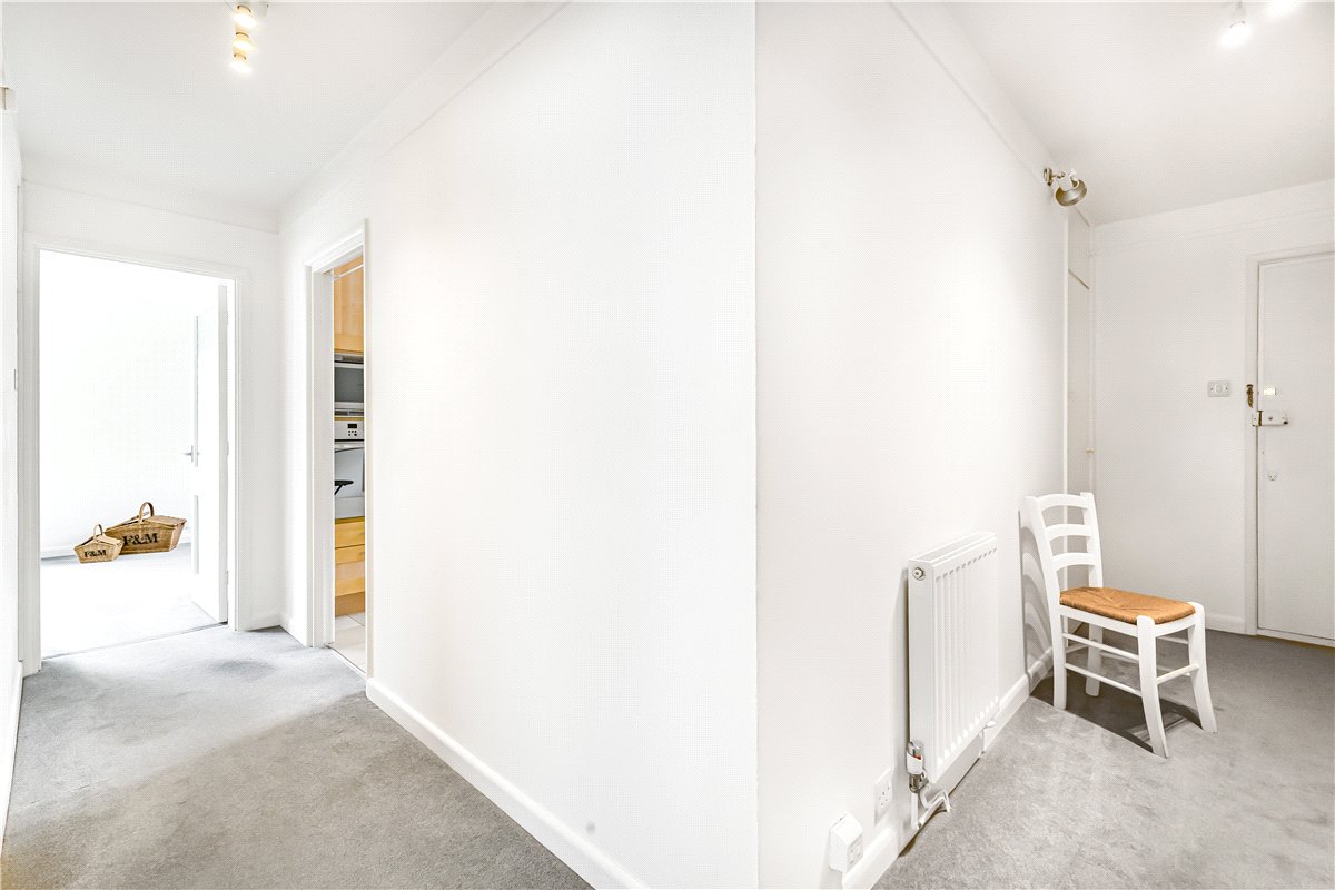 2 bedroom flat, Cunliffe Close, Oxford OX2 - Available