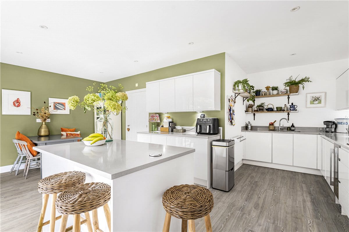 4 bedroom house, Collett Drive, Oxford OX2 - Available