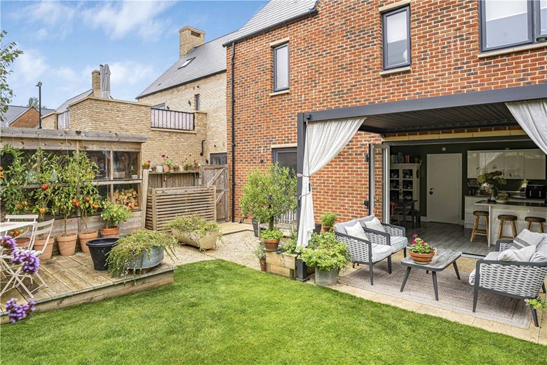 4 bedroom house, Collett Drive, Oxford OX2 - Available