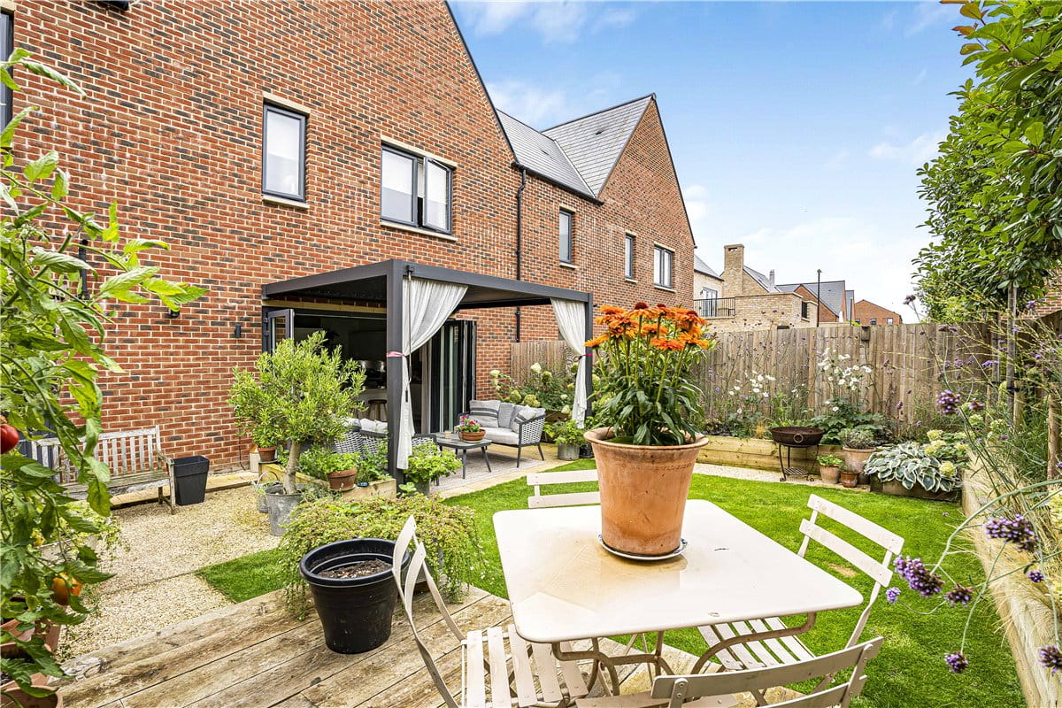 4 bedroom house, Collett Drive, Oxford OX2 - Available