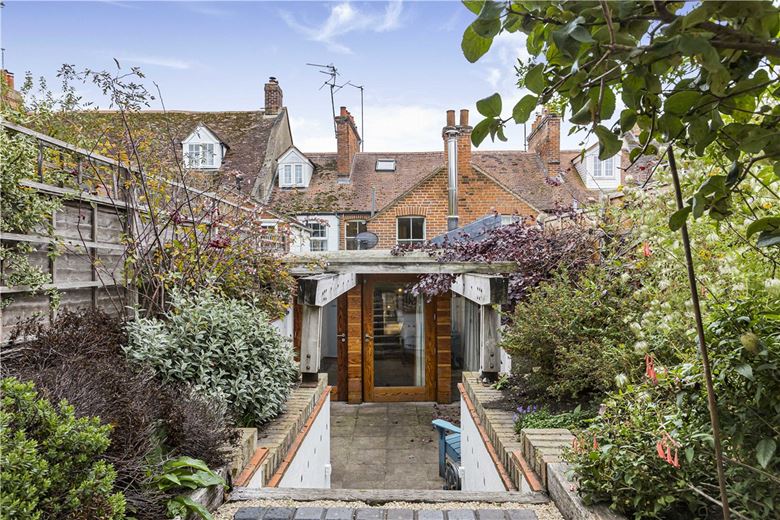 2 bedroom house, Thames Street, Abingdon OX14 - Available