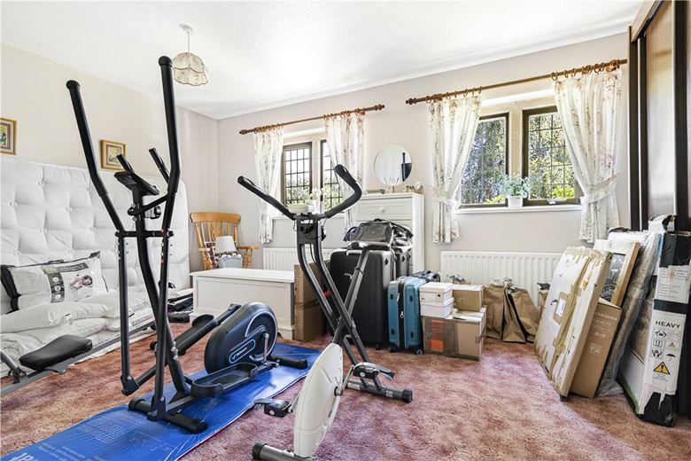 4 bedroom house, Witney Road, Ducklington OX29 - Available