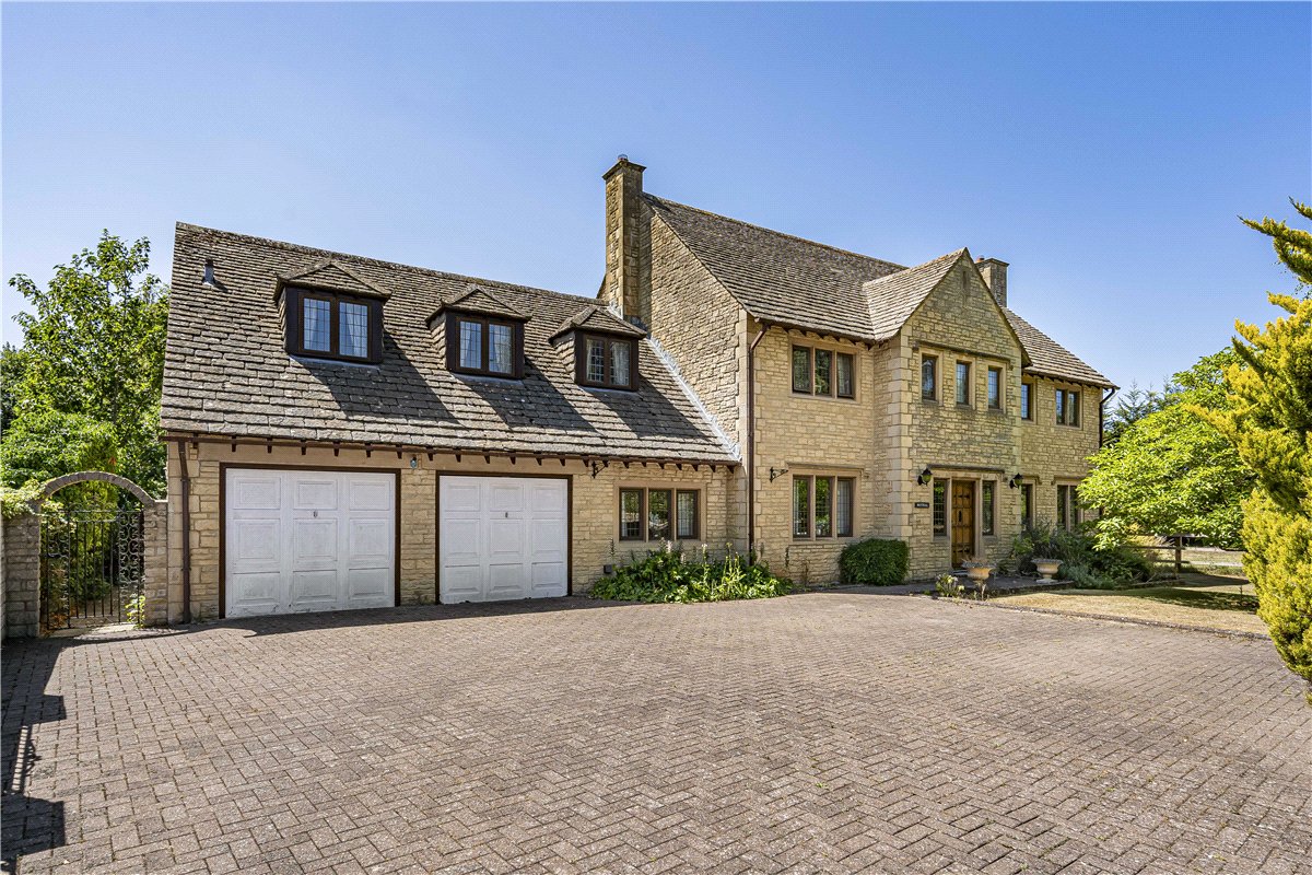 4 bedroom house, Witney Road, Ducklington OX29 - Available