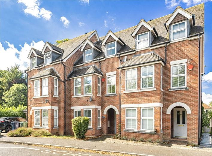 4 bedroom house, Terrett Avenue, Headington OX3 - Available