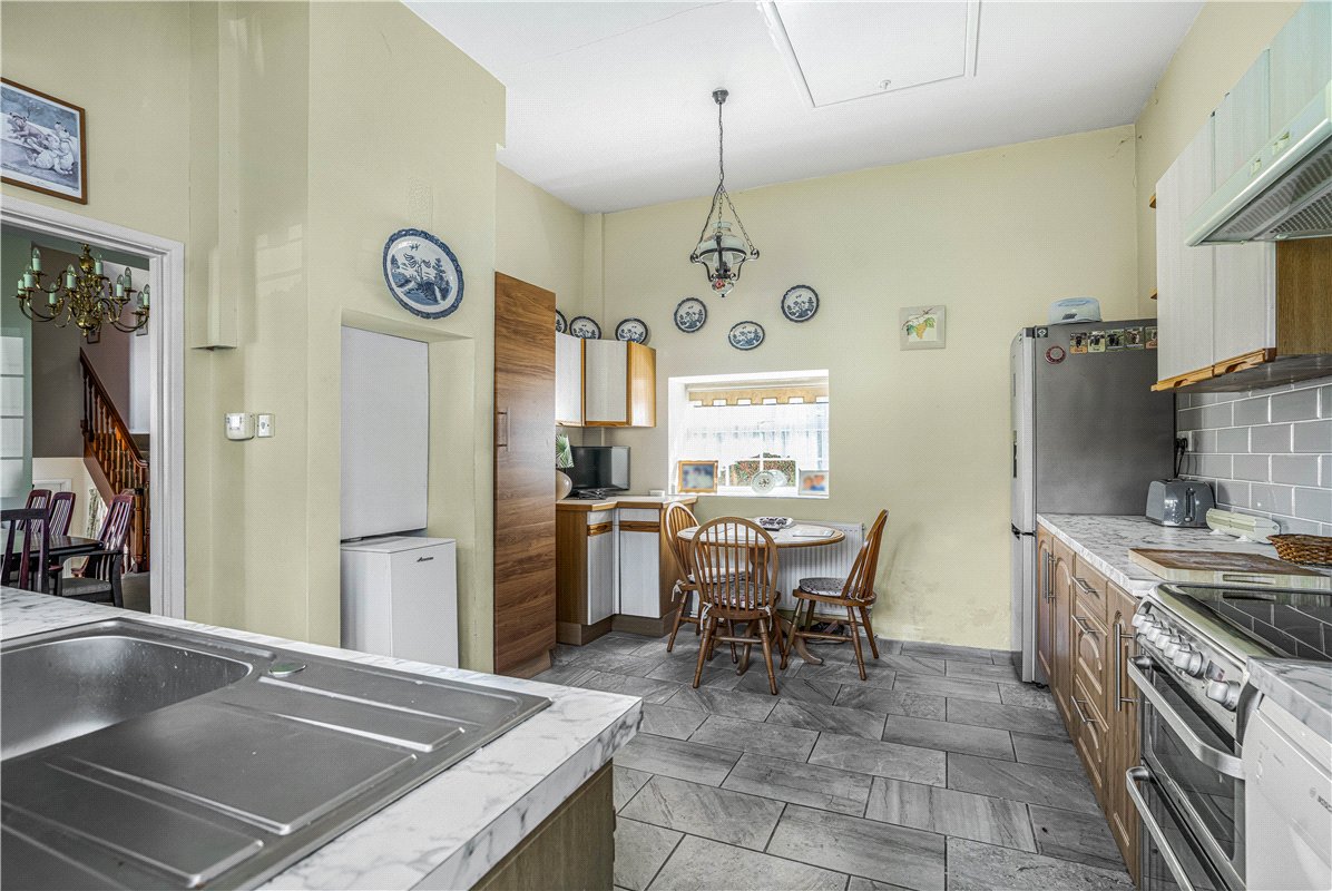 4 bedroom , Cassington Road, Yarnton OX5 - Available