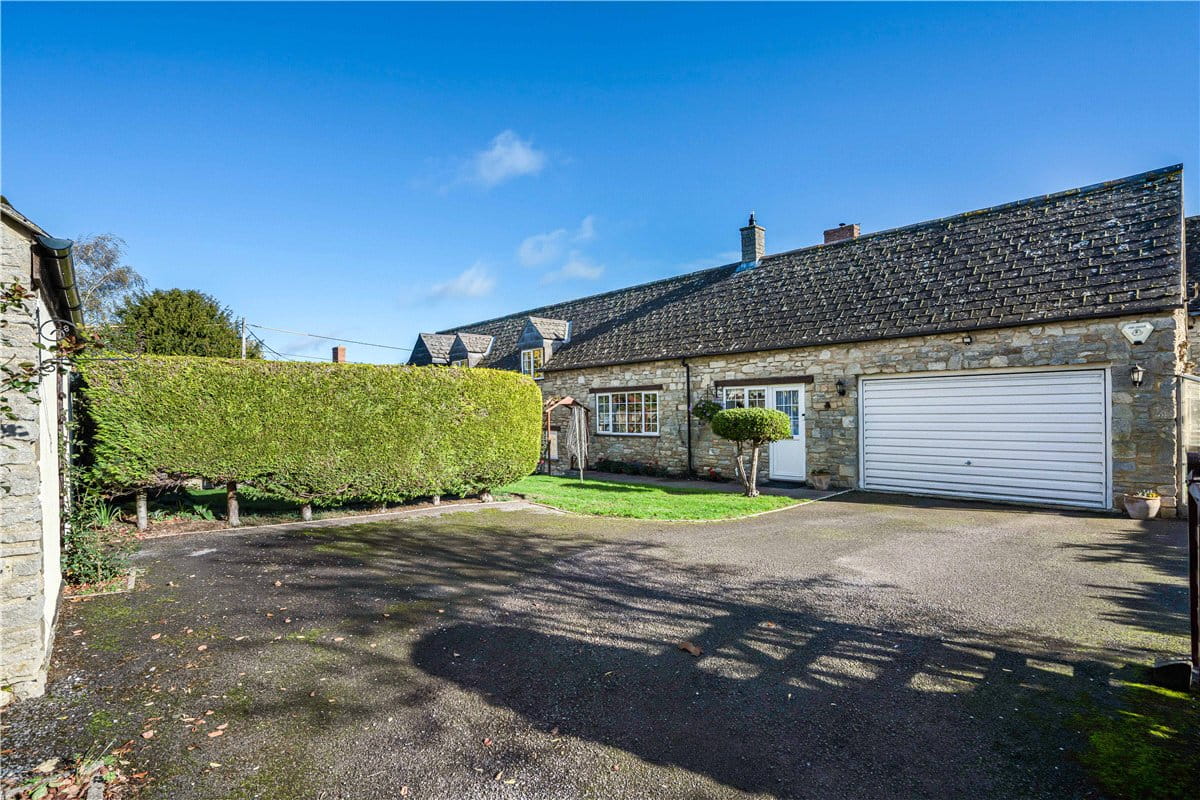 4 bedroom , Cassington Road, Yarnton OX5 - Available