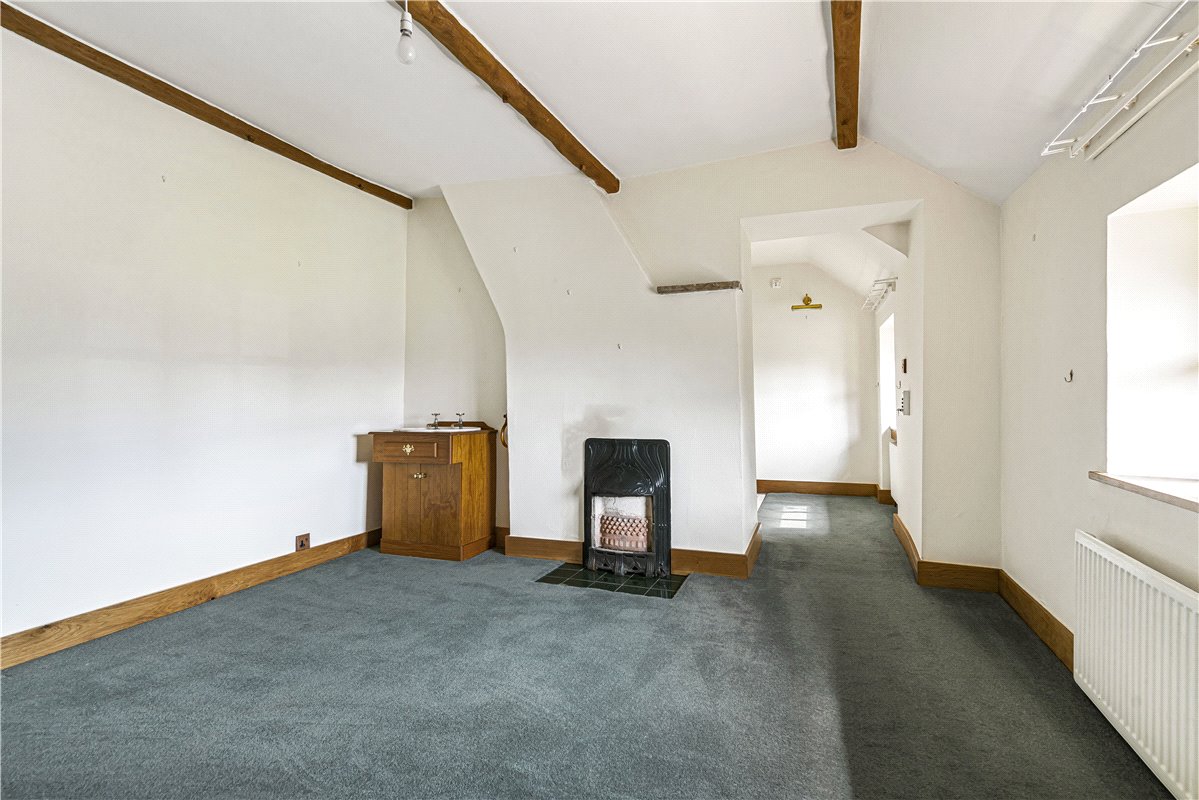 4 bedroom cottage, Old Mains Lane, Poulton-le-Fylde FY6 - Sold STC