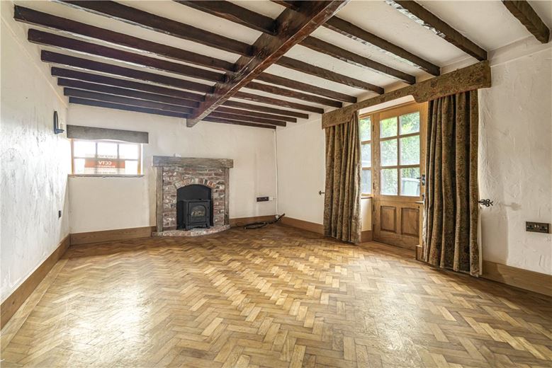 4 bedroom cottage, Old Mains Lane, Poulton-le-Fylde FY6 - Sold STC