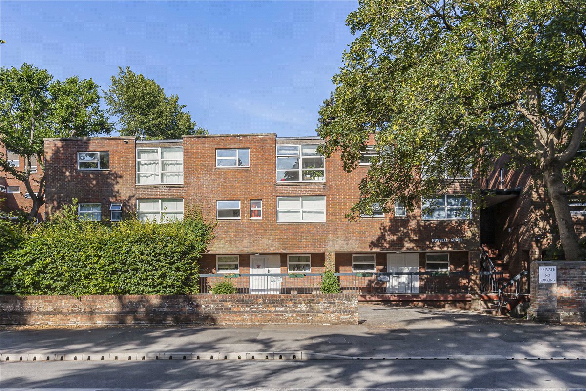 2 bedroom flat, Russell Court, Oxford OX2 - Sold