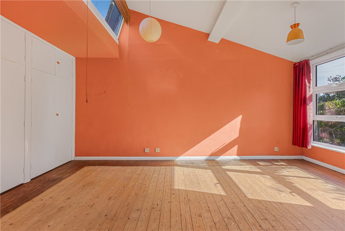 2 bedroom flat, Russell Court, Oxford OX2 - Sold