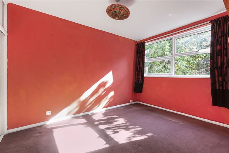 2 bedroom flat, Russell Court, Oxford OX2 - Sold