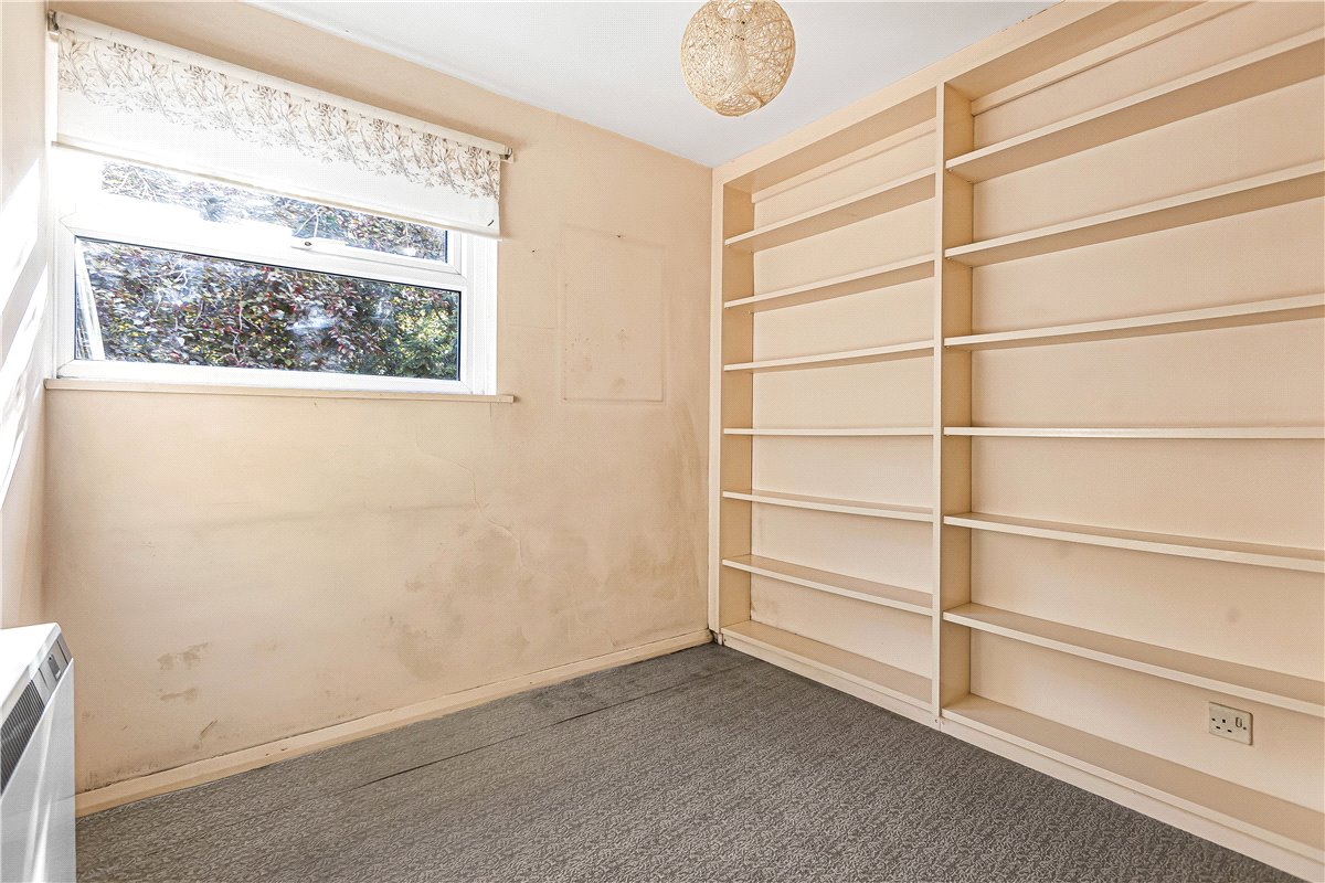 2 bedroom flat, Russell Court, Oxford OX2 - Sold