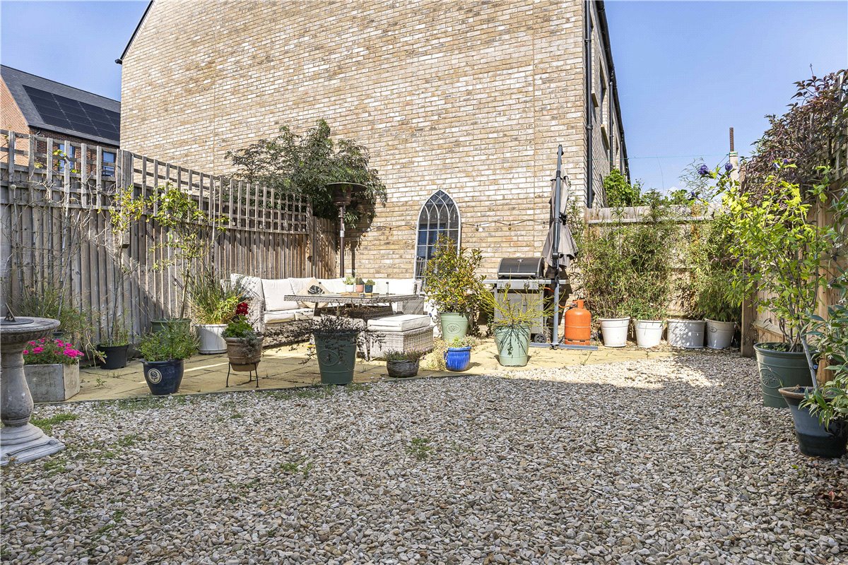 4 bedroom house, Baynhams Drive, Oxford OX2 - Sold