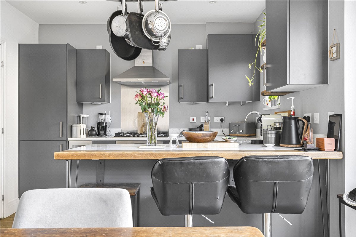 4 bedroom house, Baynhams Drive, Oxford OX2 - Sold