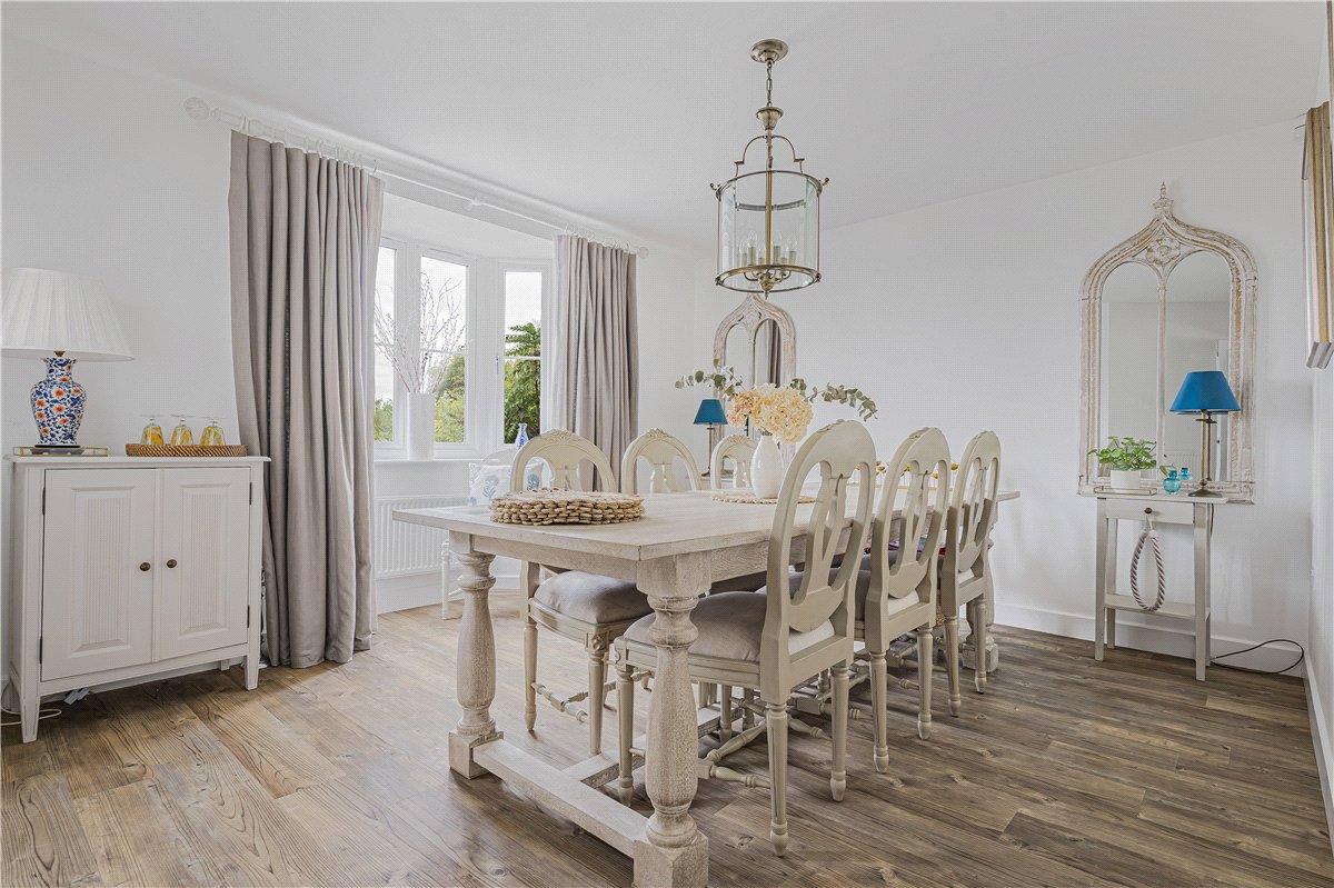 5 bedroom house, Joyce Way, Steventon OX13 - Sold STC