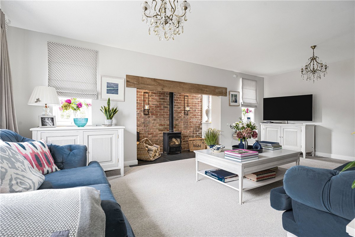 5 bedroom house, Joyce Way, Steventon OX13 - Sold STC