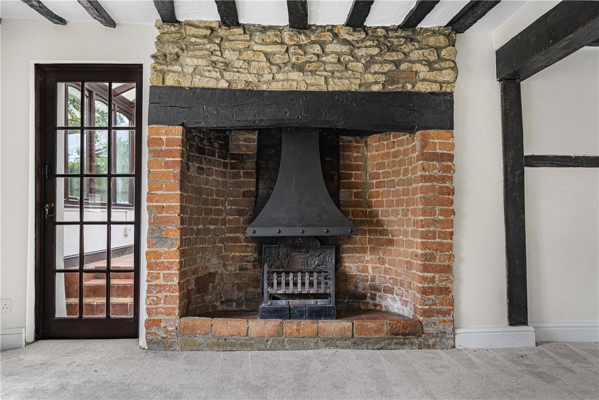 5 bedroom cottage, Valley Road, Finmere MK18 - Sold STC