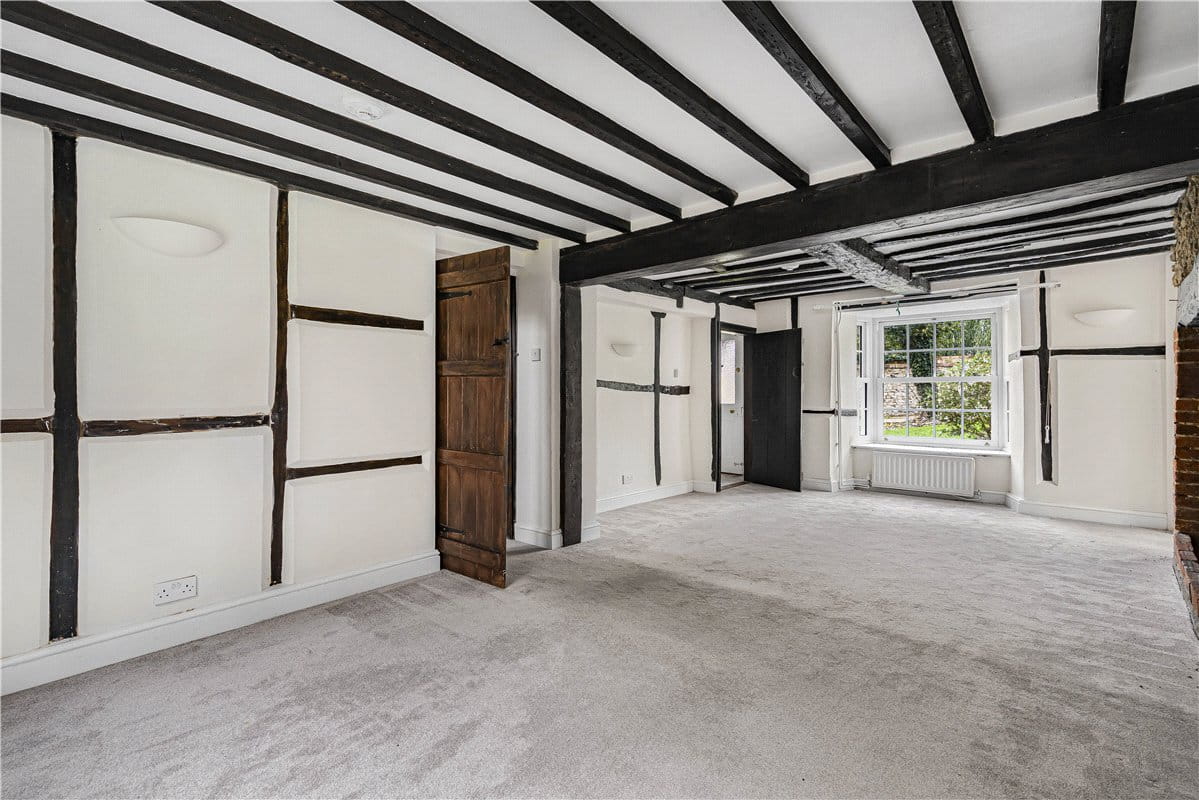 5 bedroom cottage, Valley Road, Finmere MK18 - Sold STC