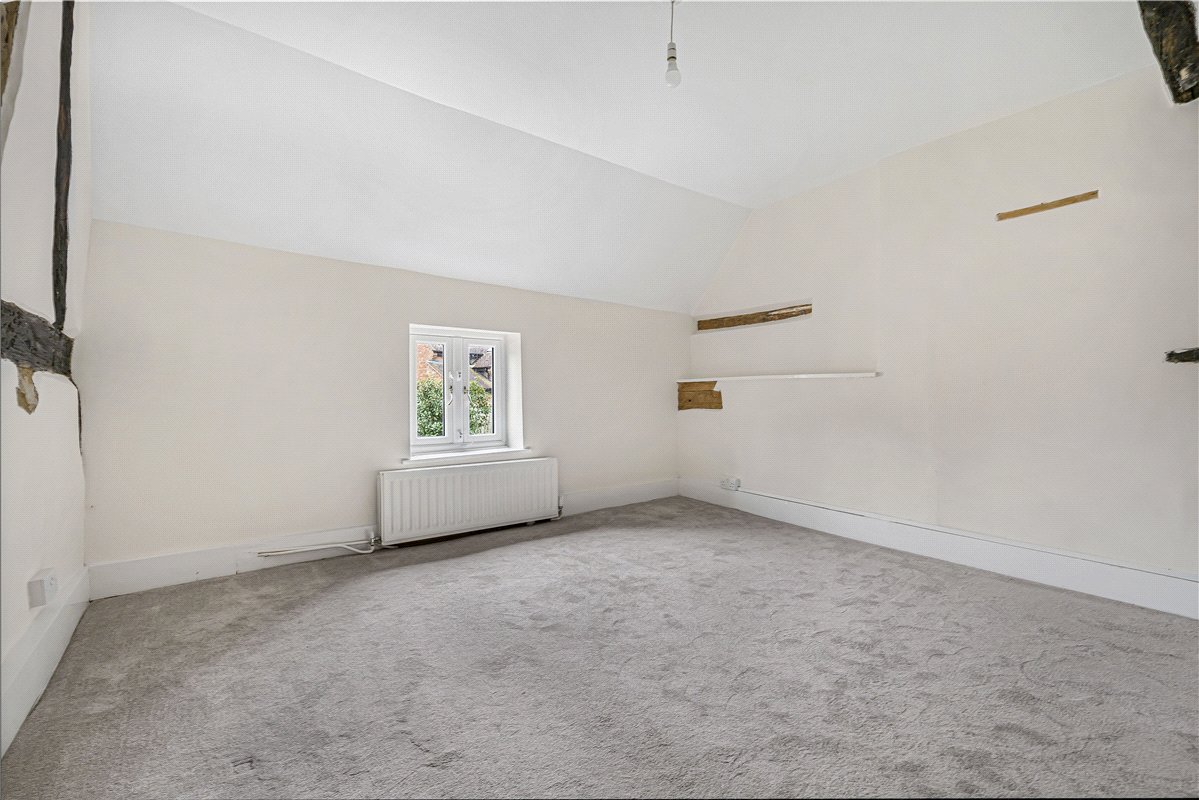 5 bedroom cottage, Valley Road, Finmere MK18 - Sold STC