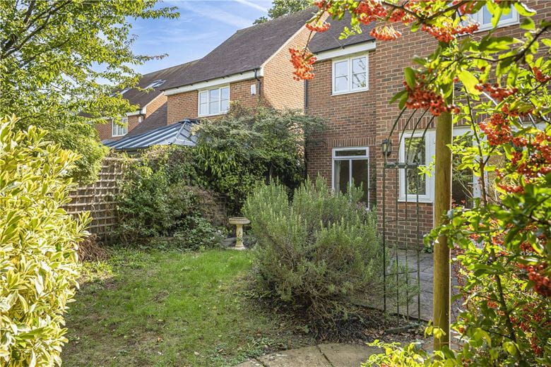 4 bedroom house, Poppy Close, Yarnton OX5 - Available