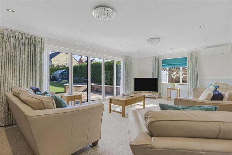 5 bedroom house, Beggars Lane, Longworth OX13 - Available