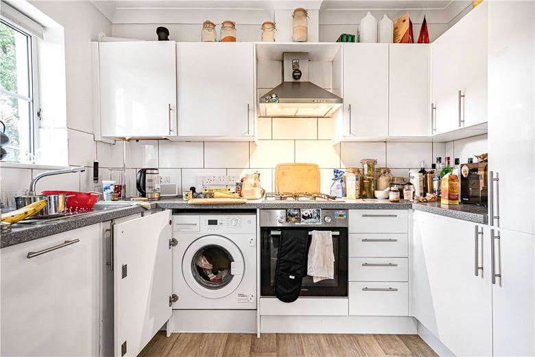 2 bedroom flat, Long Ford Close, Oxford OX1 - Available