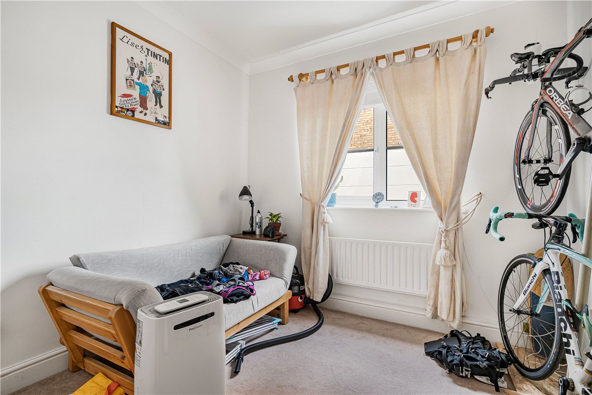 2 bedroom flat, Long Ford Close, Oxford OX1 - Available